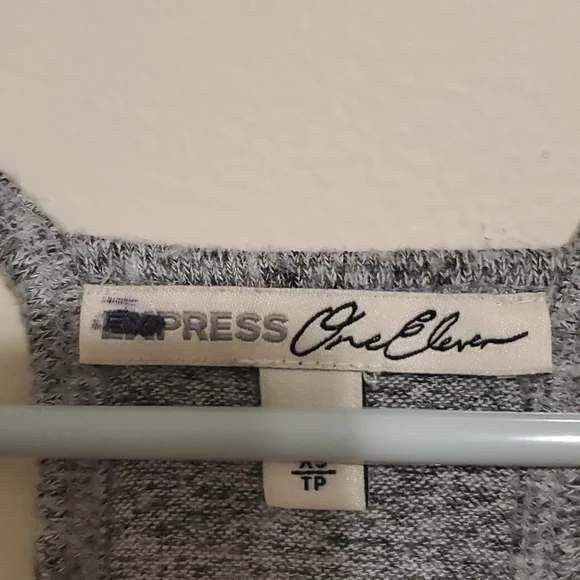 Express One Eleven black and gray razor back crop top - Picture 2 of 5